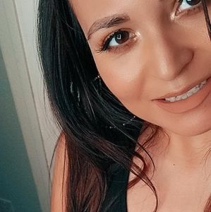 Meet your Posher, Yazmin